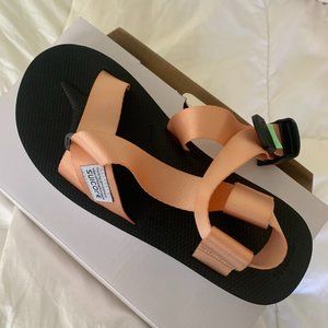 NWT Suicoke Pink & Black CHIN2-Cab Sandals (Teva Style)